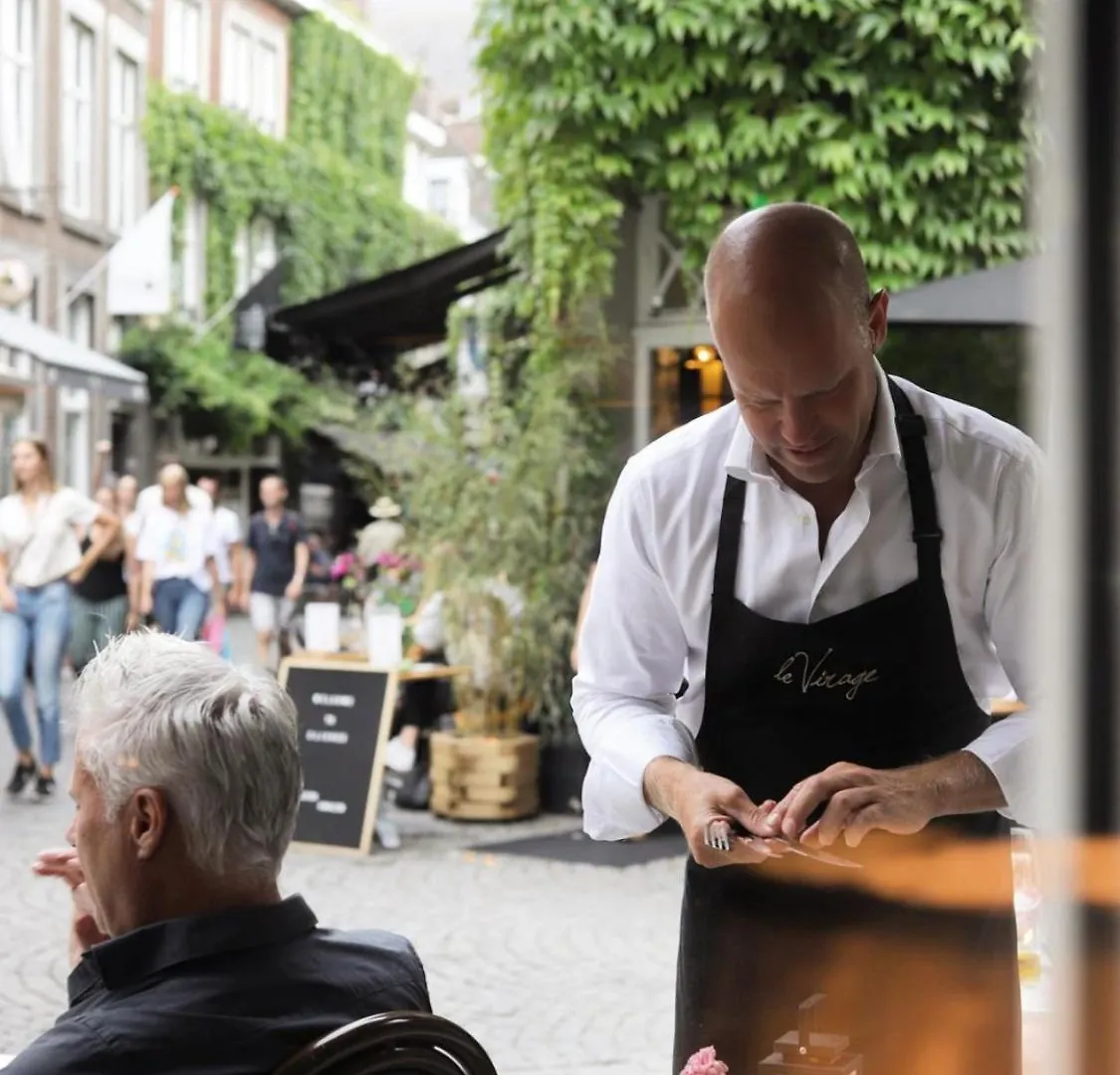 Le Virage bistro en hotel Maastricht