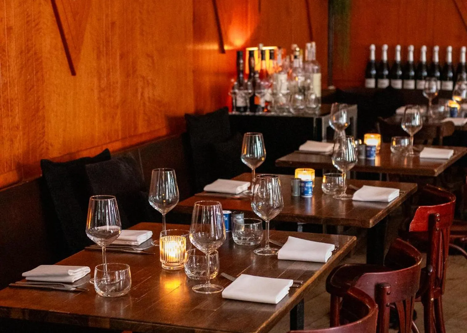 Le Virage bistro en hotel Maastricht 2*,  Nederland
